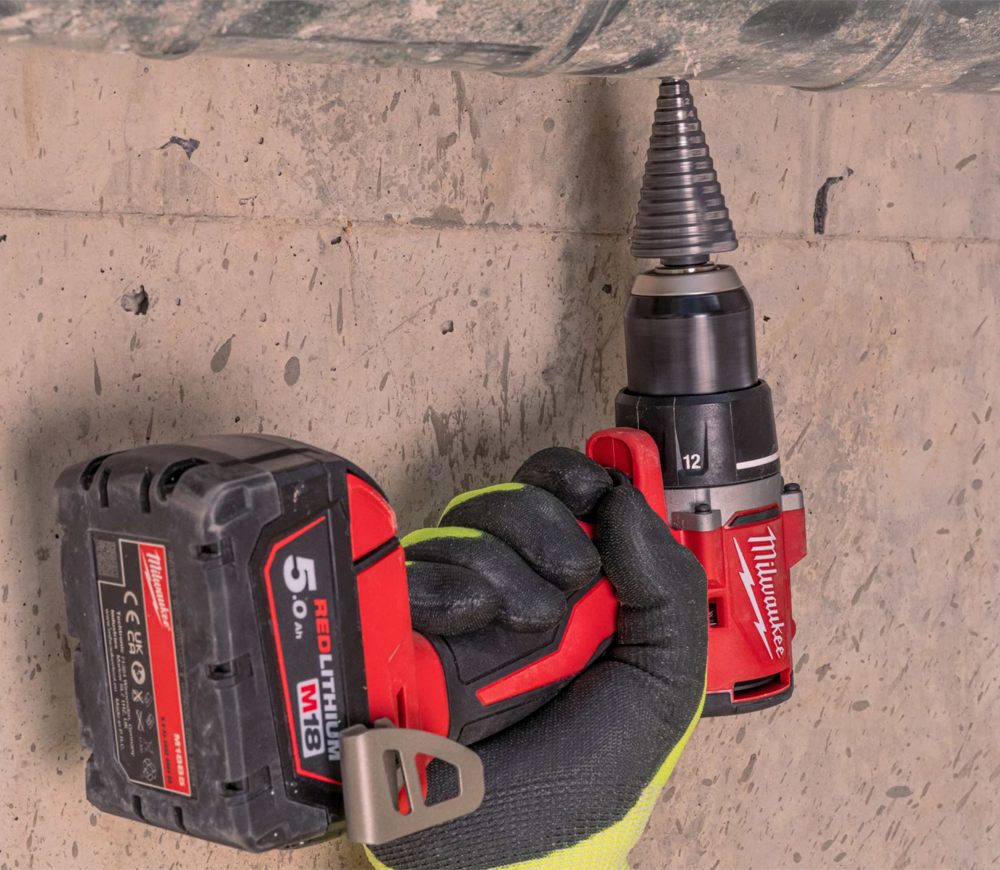 Набор аккумуляторных инструментов MILWAUKEE M18 BLCPP2B-502C 18В 5Ач photo 2