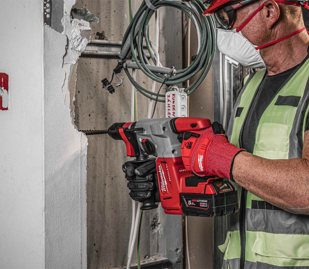 Перфоратор аккумуляторный MILWAUKEE M18 BLHX100P-502P 2.3Дж 18В 5Ач photo 7
