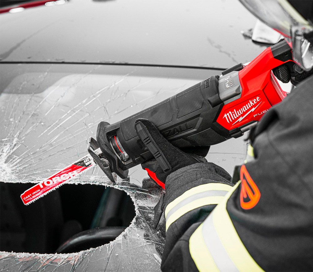 Сабельная пила аккумуляторная (без АКБ) MILWAUKEE M18 FSZ-0 18В photo 9