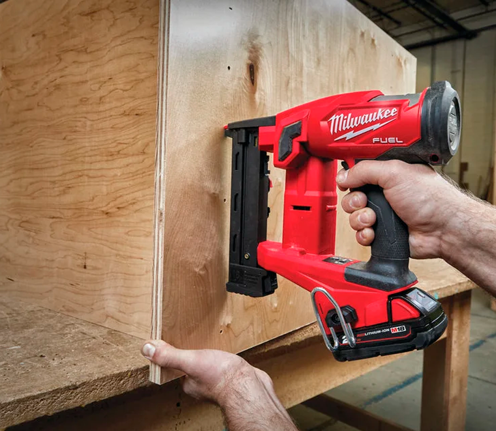Степлер аккумуляторный (без АКБ) MILWAUKEE M18FNCS18GS-0X 900уд/мин 18В photo 7