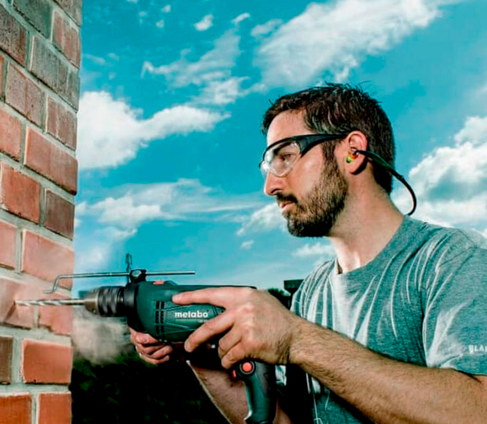 Дрель ударная METABO SBE 650 650вт photo 0