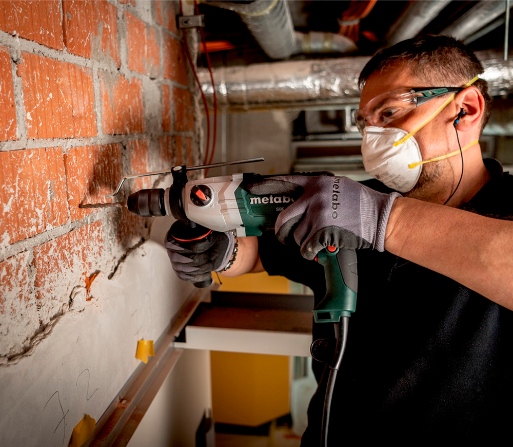 Дрель ударная METABO SBE 800-2 800вт photo 1
