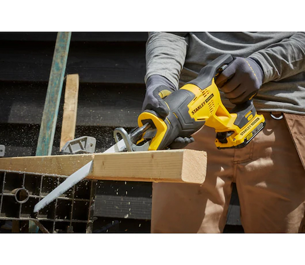 Сабельная пила аккумуляторная STANLEY SFMCS300D2K-QW 18В 2Ач photo 1
