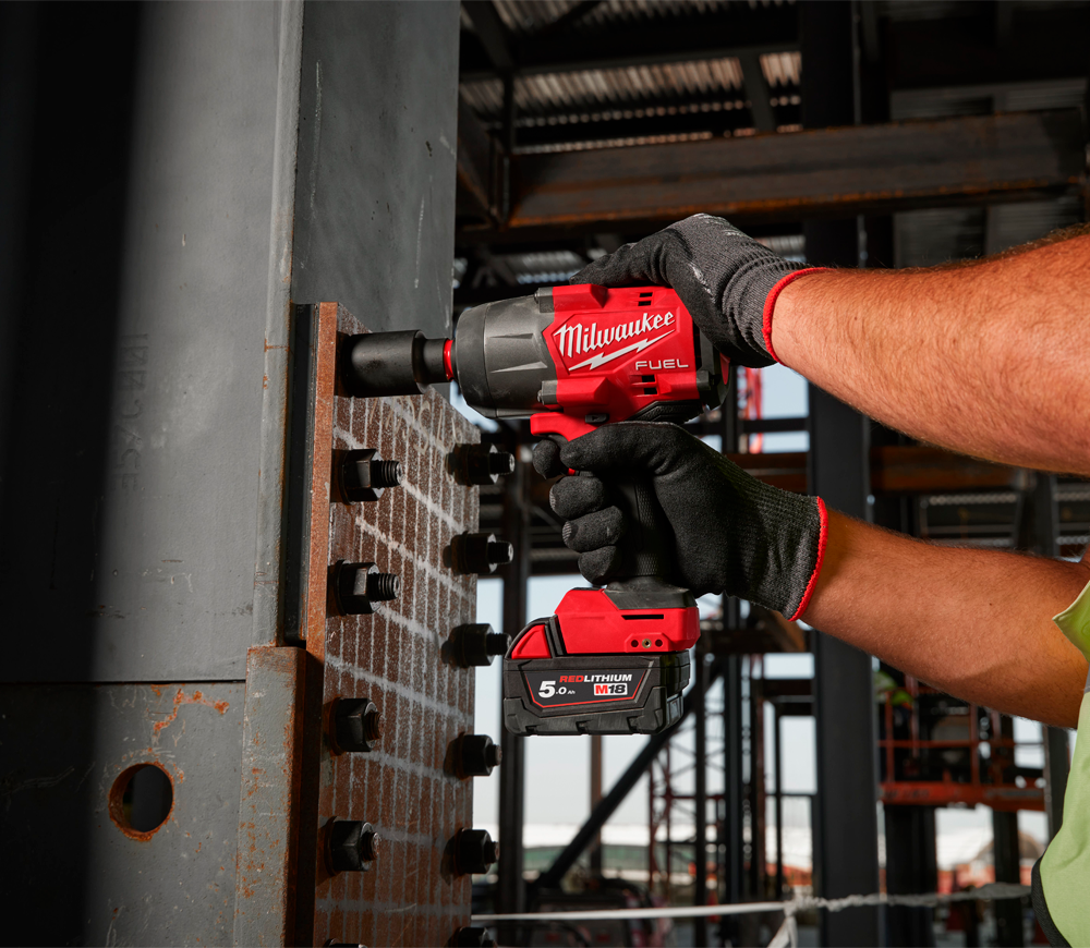 Гайковерт аккумуляторный 18В 5Ач MILWAUKEE M18 FHIW2F12-502X 2034Нм photo 7