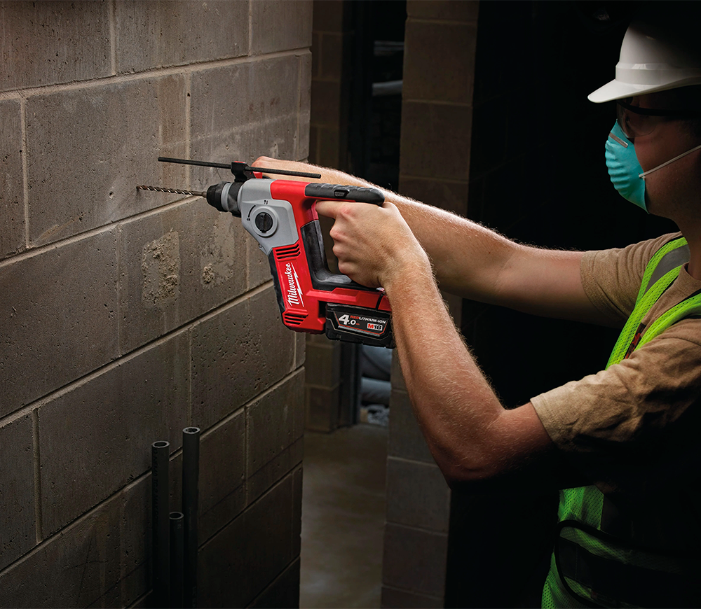 Перфоратор аккумуляторный MILWAUKEE  M18 H-402C 1.2Дж 18В 4Ач photo 5