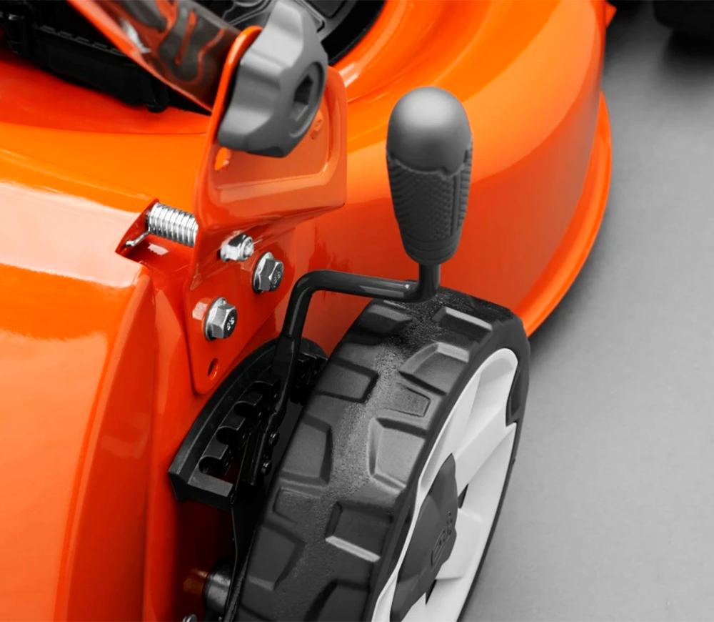Газонокосилка электрическая Husqvarna LC141C 1800вт 410мм photo 0