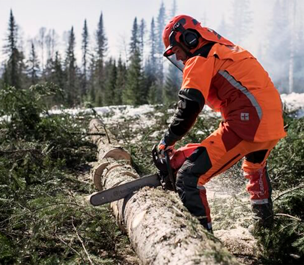 Цепная пила бензиновая Husqvarna 565XP 460мм 70.6см3 photo 1