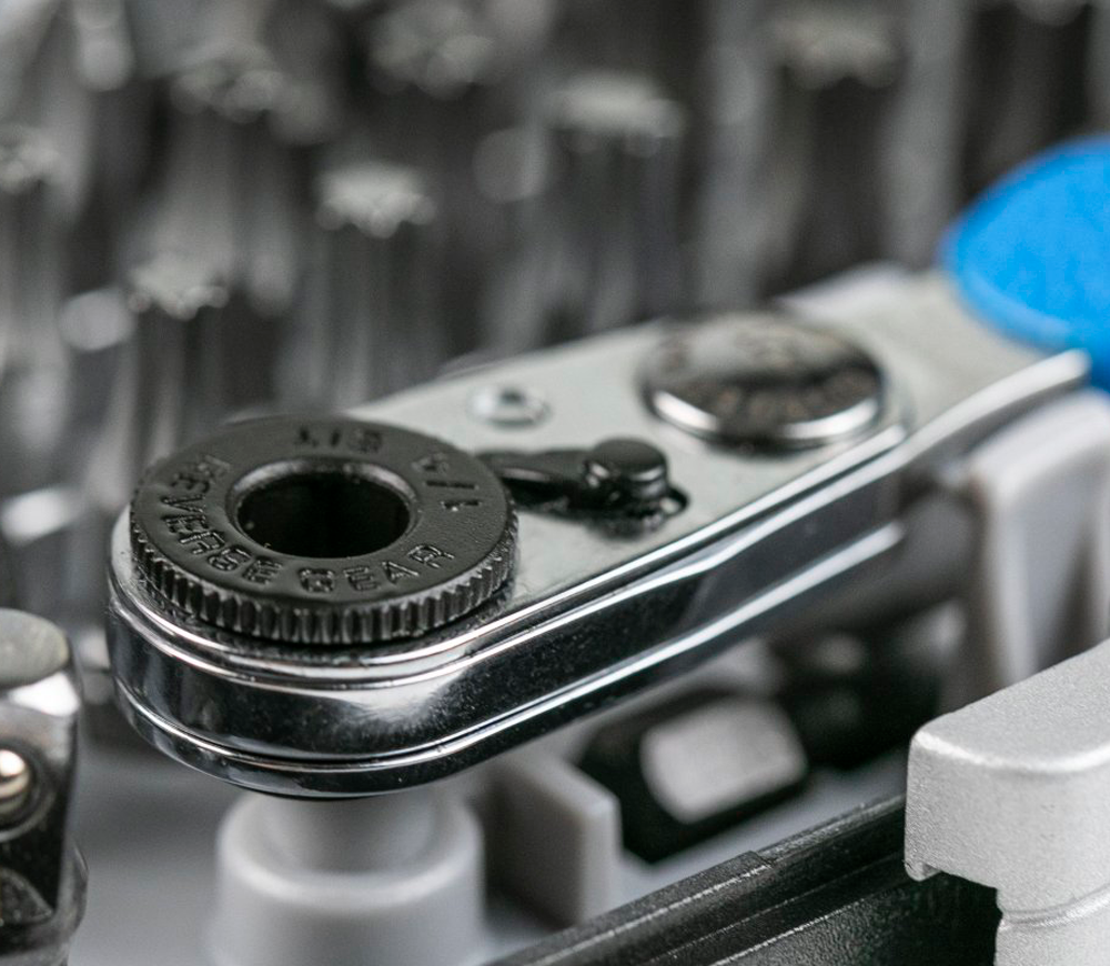 Набор 32 бит HOEGERT HT1R460 SL/PH/PZ/Hex/Torx photo 1