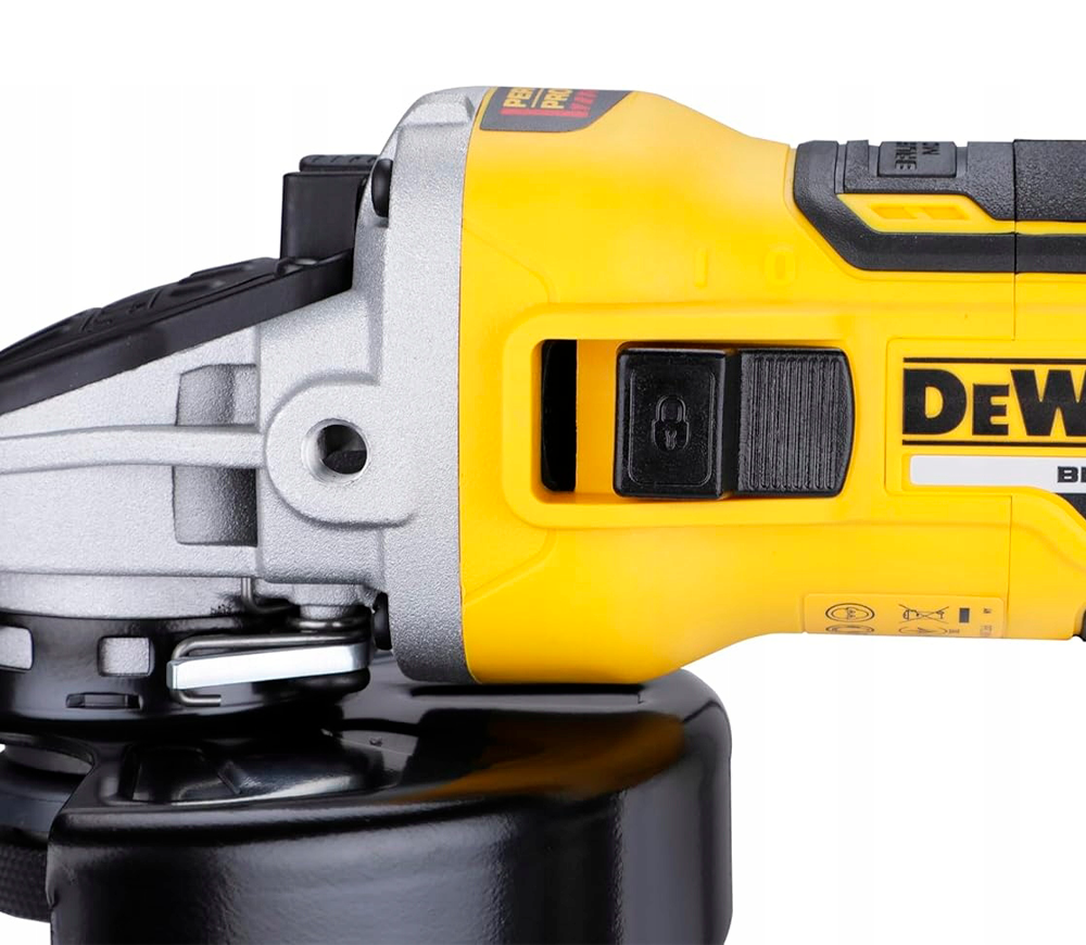 Набор аккумуляторных инструментов DEWALT DCK308DM-QW photo 7