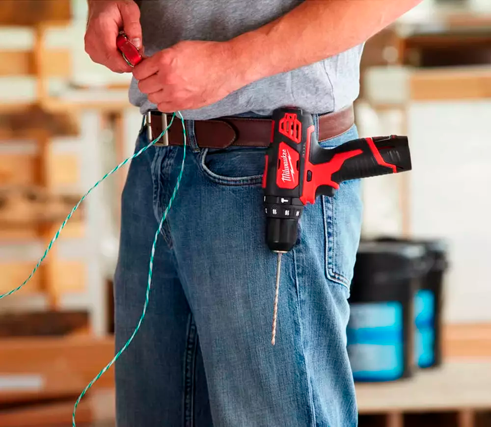 Mașină de înșurubat cu percuție cu acum. MILWAUKEE M12 BPDMC-202C 12V 2Ah photo 6