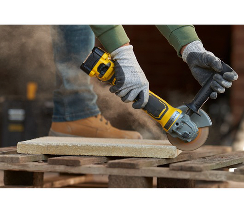 Угловая шлифмашина аккумуляторная STANLEY SFMCG700M2K-QW 125мм 18В 4Ач photo 2