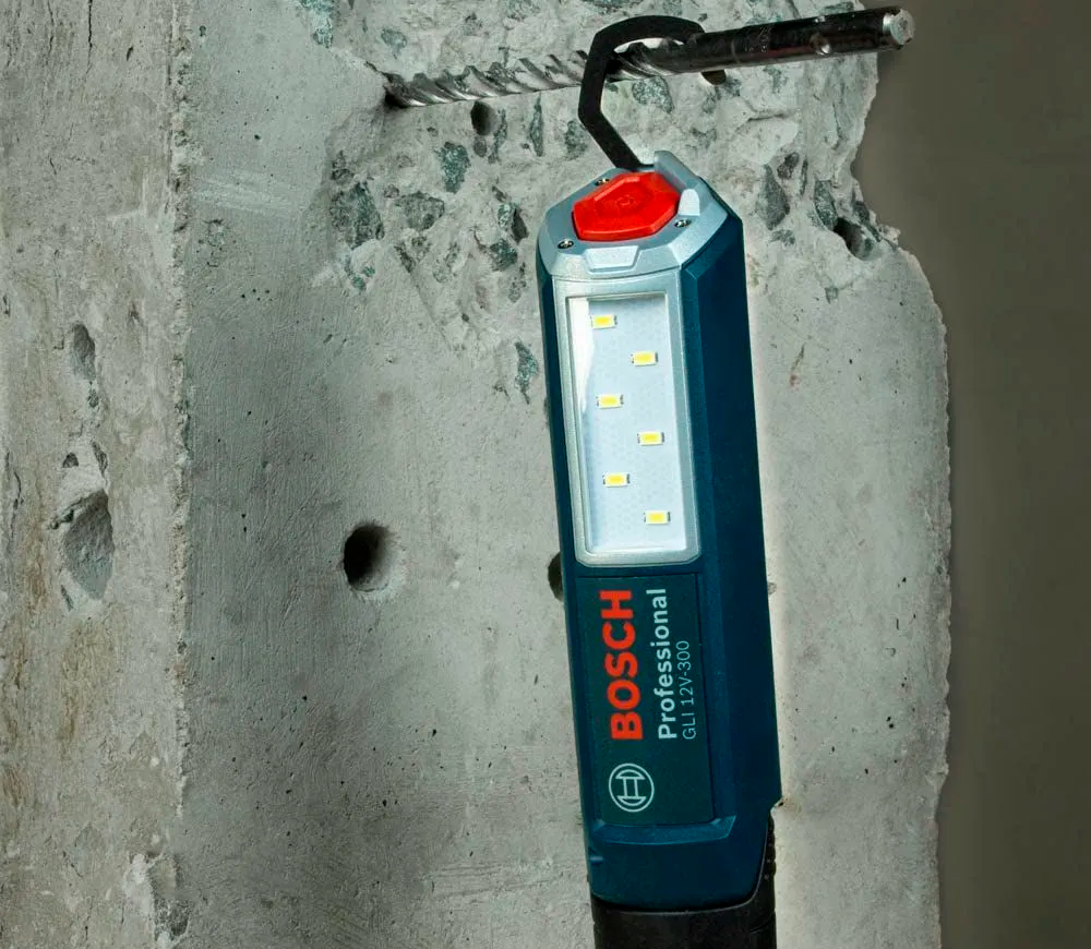 Фонарь строительный аккумуляторный BOSCH GLI 12V-300 300лм 12В photo 4