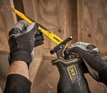 Сабельная пила аккумуляторная (без аккумуляторов) DEWALT DCS382N-XJ 18В photo 3