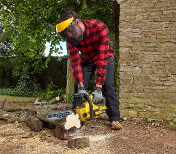 Цепная пила аккумуляторная STANLEY SFMCCS630M1-QW 300мм 20В 4Ач photo 6
