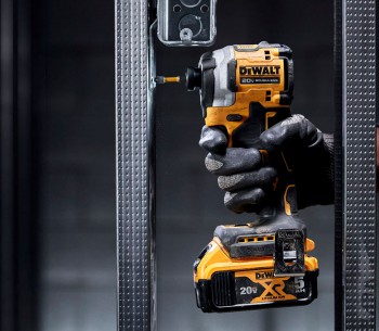 Шуруповерт аккумуляторный DEWALT DCF850P2T-QW 18В 5Ач photo 4