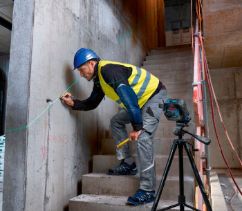 Лазерный уровень BOSCH GLL 2-15 G 2луча 15m photo 2