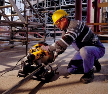 Торцовочная пила DEWALT DW872 2200вт 355мм photo 4