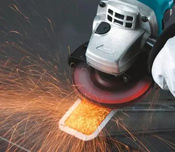 Угловая шлифмашина MAKITA 9558HNRG 840вт 125мм photo 6