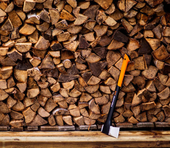Топор-колун Fiskars X17 1580г photo 4
