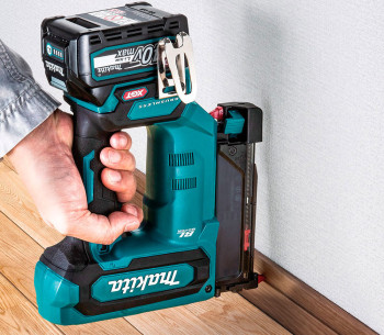 Степлер аккумуляторный (без аккумуляторов) MAKITA PT001GZ  40В photo 5