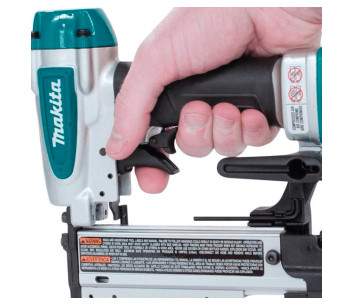 Пневматический степлер MAKITA AF353 35мм 7бар photo 0