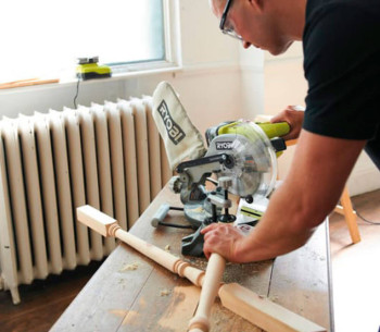 Торцовочная пила аккумуляторная RYOBI EMS190DCL 190мм photo 7