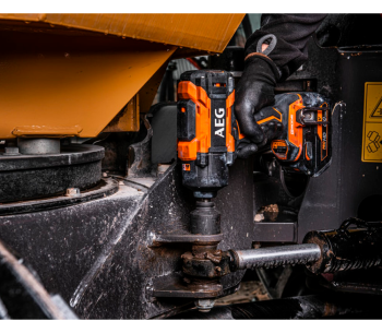 Гайковерт AEG BSS18HTF12B6-0 2100Нм photo 3