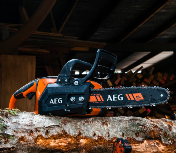 Цепная пила аккумуляторная (без аккумуляторов) AEG ACS18B30-0 300мм 18В photo 5
