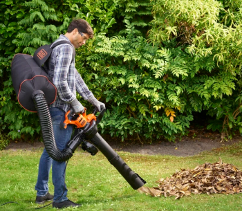 Воздуходувка электрическая BLACK&DECKER BEBLV300-QS 3000вт 15000л/мин photo 0