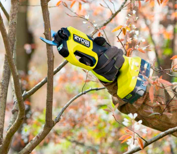 Секатор садовый аккумуляторный RYOBI RY18SCXA-120 18В 2Ач photo 2