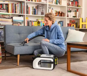 Aspirator cu acumulator сu curățare umedă (fără bat) 18V 184W 4.6L KARCHER SE 3-18 Compact Home Battery photo 3