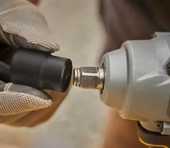 Mașină de înșurubat cu impact cu acumulator (fără bat) STANLEY SFMCF920B-XJ  373Nm photo 2
