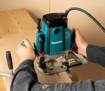Mașină de frezat MAKITA RP2303FC08 2100w photo 7
